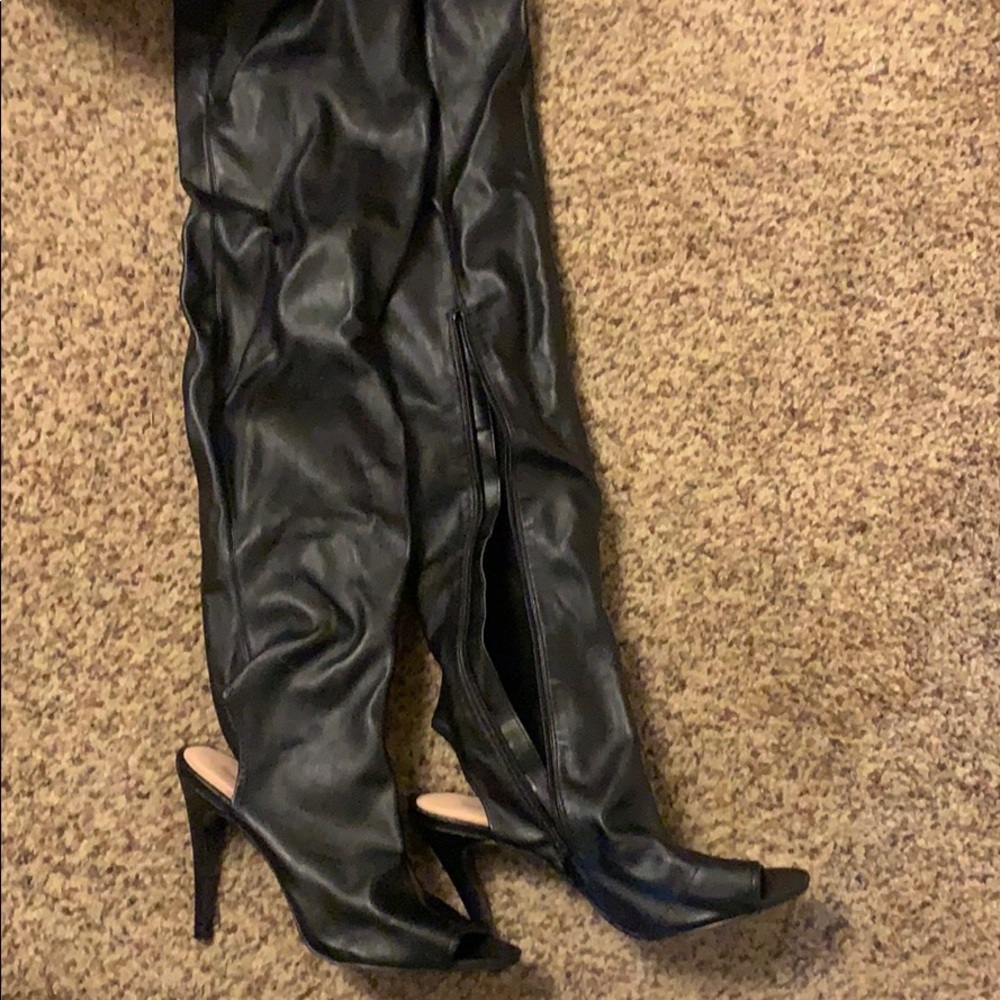 Thigh high open toe leather boot!